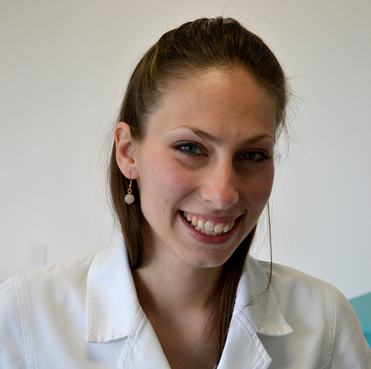 portrait photo of dentist Tamara Mimic